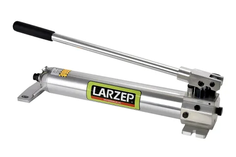 Çift Hızlı Hidrolik El Pompası Larzep WA [700 bar / 400 - 810 cm³]