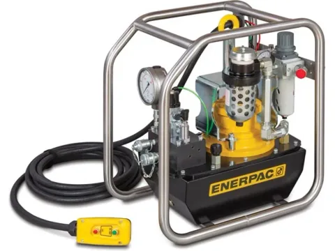 ZA4208TX-QR0P, İki Hızlı, Havalı Hidrolik Tork Anahtarı Pompası, 6,8 litre yağ haznesi kapasitesi, Enerpac Hidrolik Tork Anahtarları ile kullanım için. — görsel 4